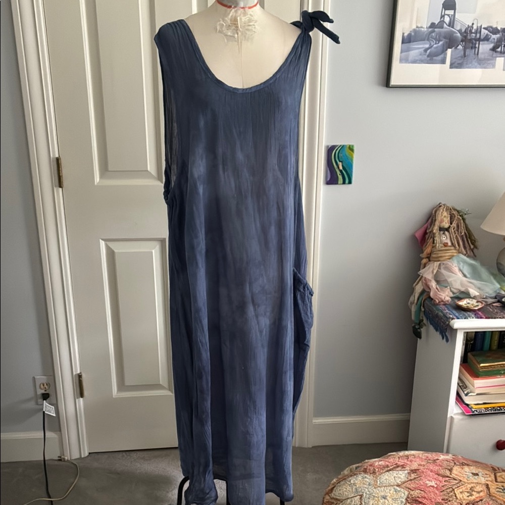 SHACK INC Blue Sleeveless Maxi Dress with Side Pocket